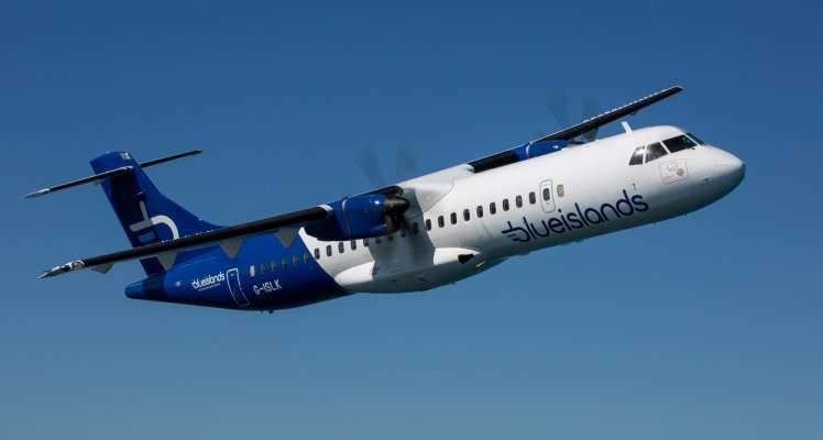 Blue Islands ATR-72 Flying