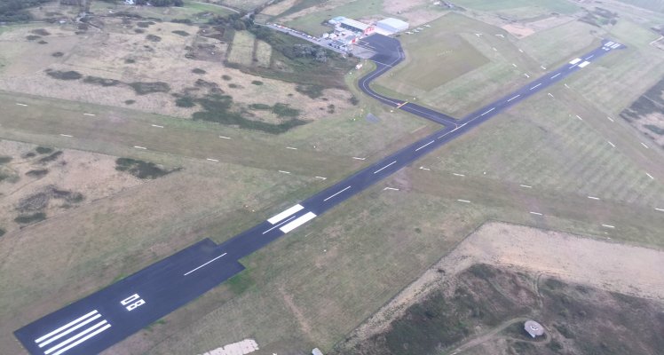 Alderney Airport runway aeral 