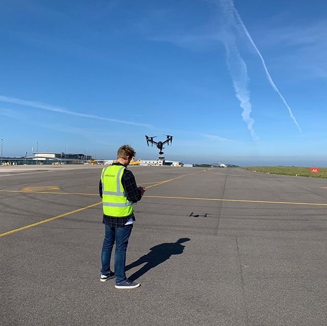 Whilst the aerodrome is currently closed. We are using a drone on to gather footage of the airport. This is an authorised flight working with the tdr.elliott #dronesafety #dronephotography #dronevideo